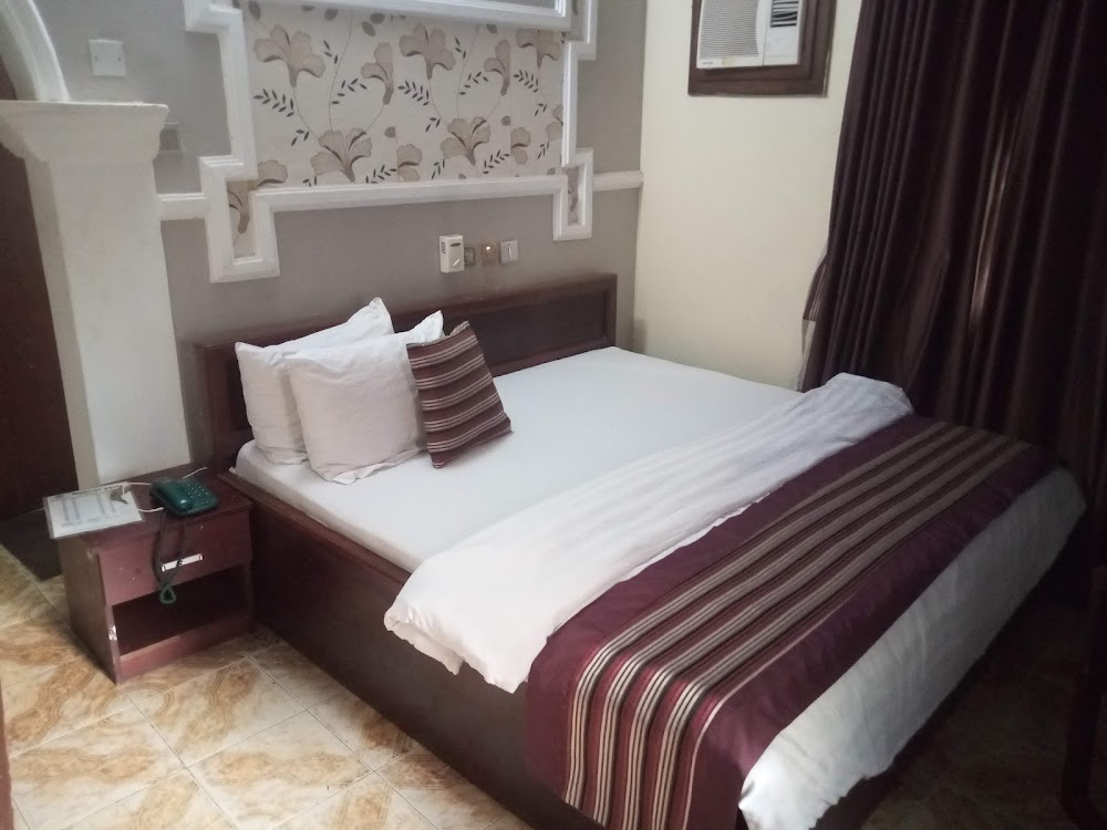 Royalton Palace Hotel photo 2